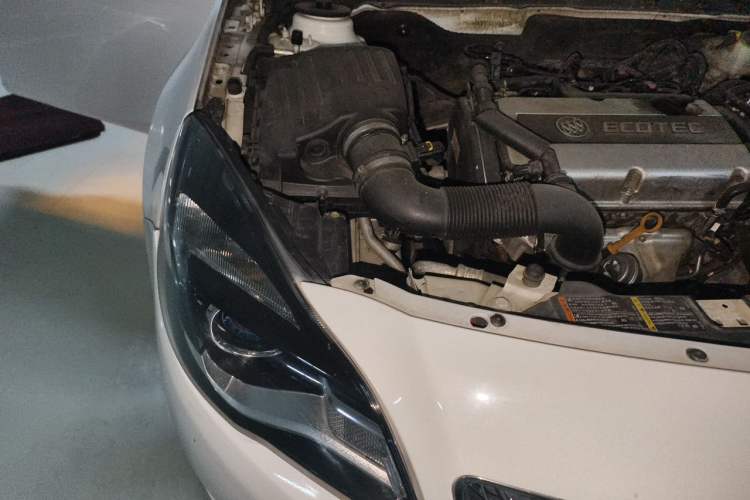 Used Buick Regal 2015 1.6T Elite Tech Model Engine Bay Right