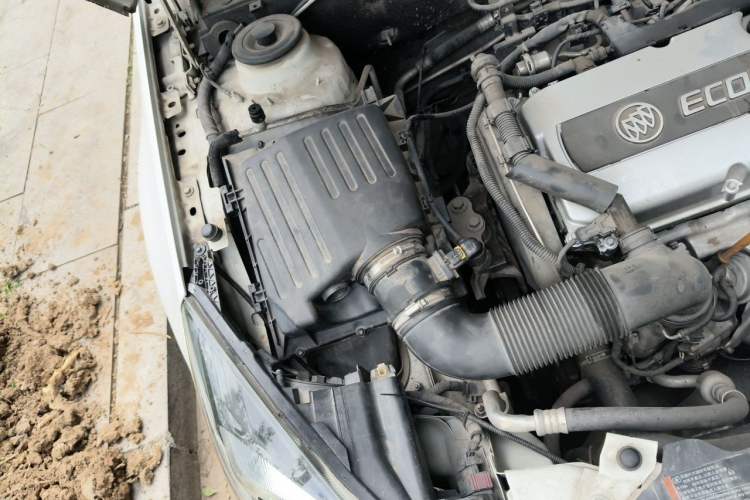 Used Buick Regal 2015 1.6T Leading Technology Model Engine Bay Right