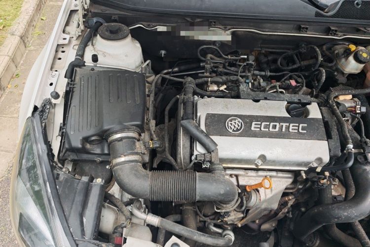 Used Buick Regal 2015 1.6T Leading Technology Model Engine Bay Right