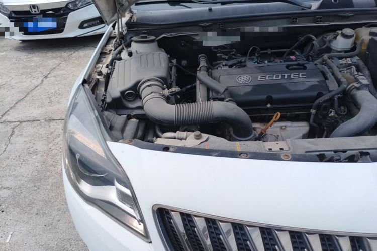 Used Buick Regal 2015 1.6T Leading Technology Model Engine Bay Right