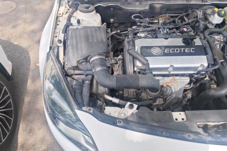 Used Buick Regal 2015 1.6T Elite Tech Model Engine Bay Right