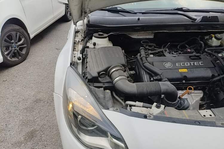 Used Buick Regal 2015 1.6T Leading Technology Model Engine Bay Right