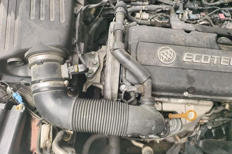 Used Buick Regal 2015 1.6T Leading Technology Model Engine Bay Right