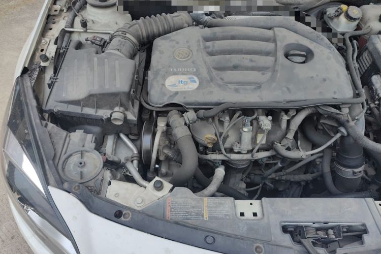 Used Buick Regal 2015 GS 2.0T Grand Sport Edition Engine Bay Right