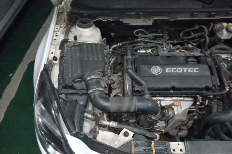 Used Buick Regal 2015 1.6T Elite Tech Model Engine Bay Right