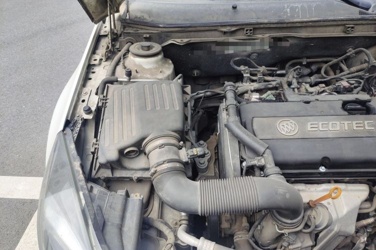 Used Buick Regal 2015 1.6T Elite Tech Model Engine Bay Right