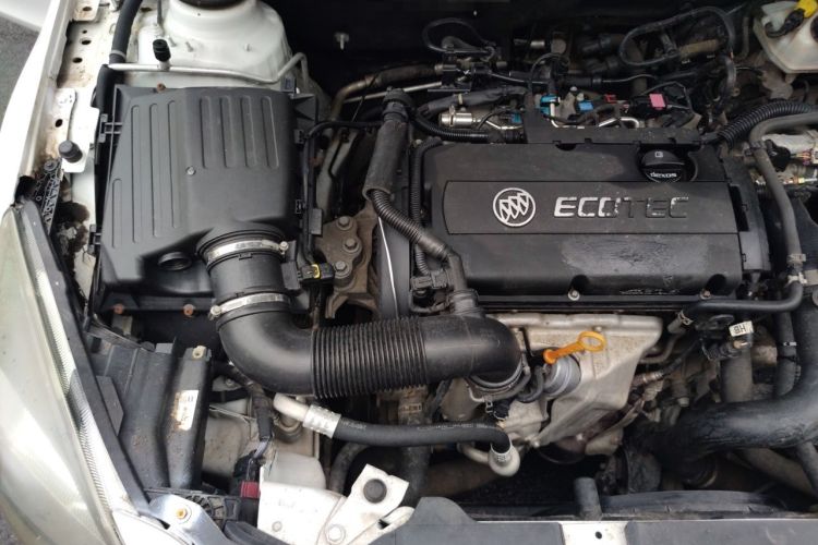 Used Buick Regal 2015 1.6T Fashion Tech Model Engine Bay Right