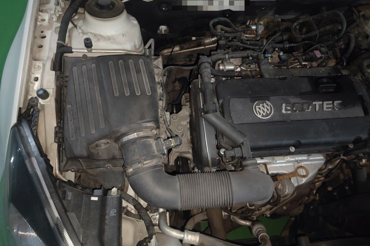 Used Buick Regal 2015 1.6T Elite Tech Model Engine Bay Right