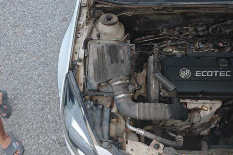 Used Buick Regal 2015 1.6T Leading Technology Model Engine Bay Right
