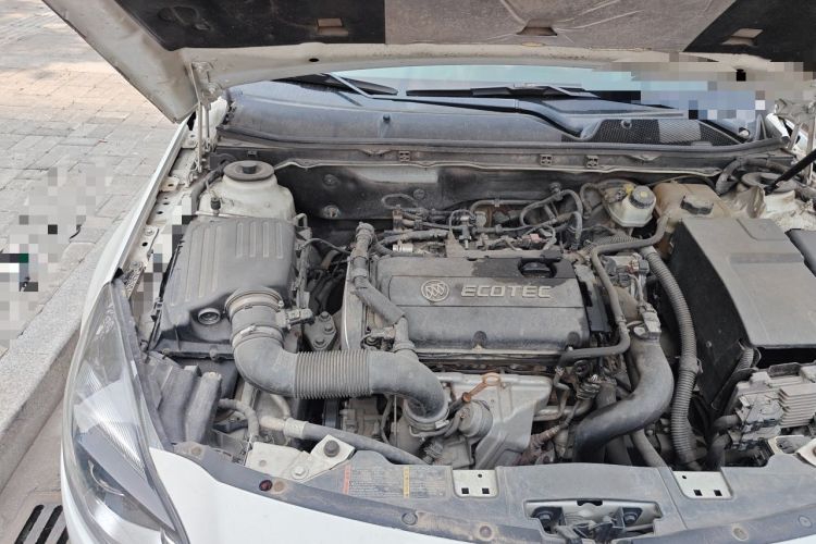 Used Buick Regal 2015 1.6T Elite Tech Model Engine Bay Right