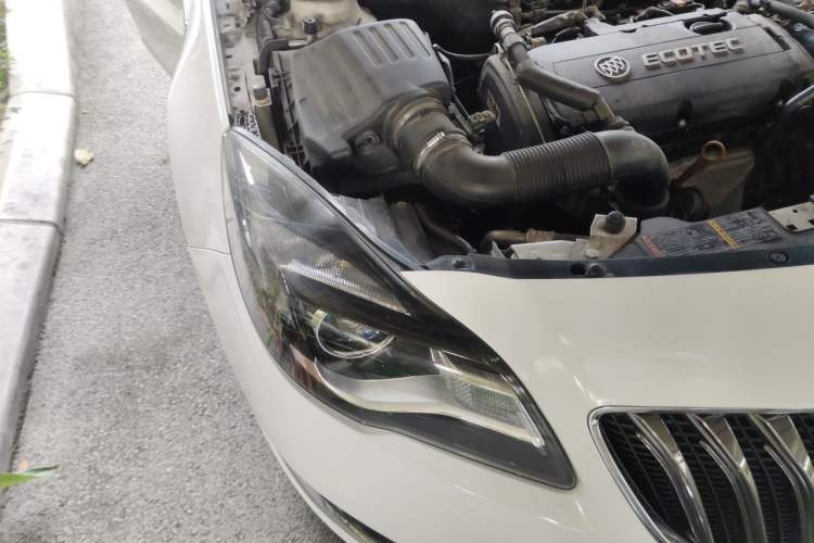 Used Buick Regal 2015 1.6T Leading Technology Model Engine Bay Right