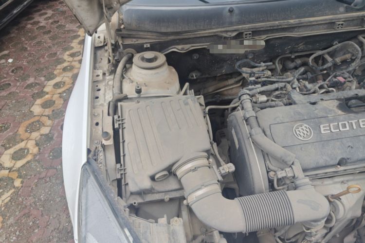 Used Buick Regal 2015 1.6T Leading Technology Model Engine Bay Right