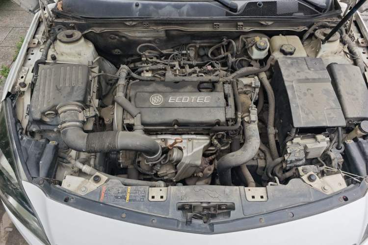 Used Buick Regal 2015 1.6T Leading Technology Model Engine Bay