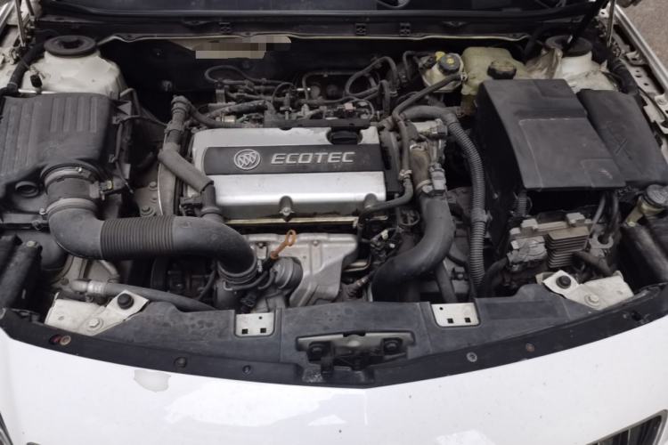 Used Buick Regal 2015 1.6T Elite Tech Model Engine Bay