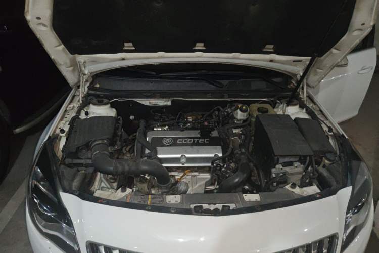 Used Buick Regal 2015 1.6T Fashion Tech Model Engine Bay