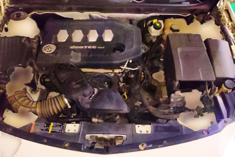 Used Buick Regal 2015 2.0L Leading Fashion Edition Engine Bay