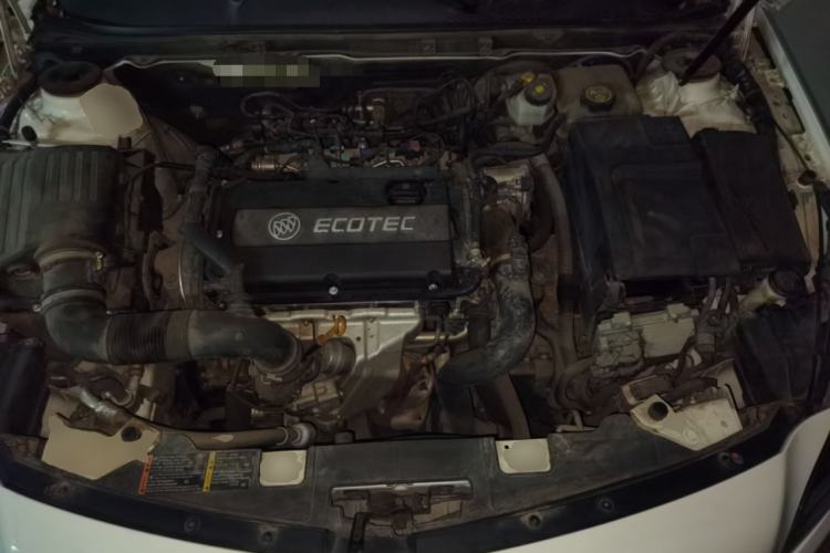 Used Buick Regal 2015 1.6T Elite Tech Model Engine Bay