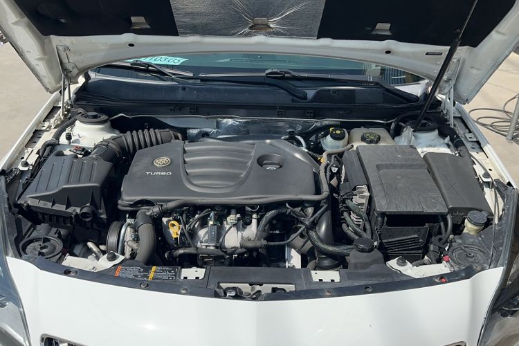 Used Buick Regal 2015 GS 2.0T Grand Sport Edition Engine Bay