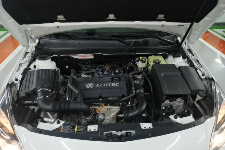 Used Buick Regal 2015 1.6T Elite Tech Model Engine Bay