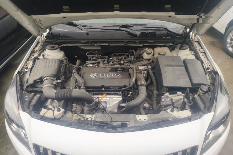 Used Buick Regal 2015 1.6T Leading Technology Model Engine Bay