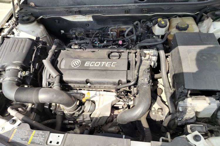 Used Buick Regal 2015 1.6T Elite Tech Model Engine Bay