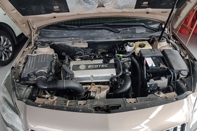 Used Buick Regal 2015 1.6T Elite Tech Model Engine Bay