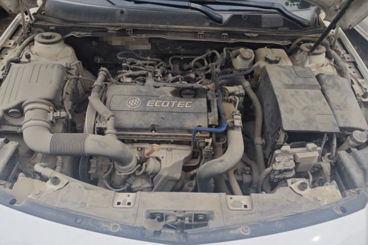 Used Buick Regal 2015 1.6T Leading Technology Model Engine Bay