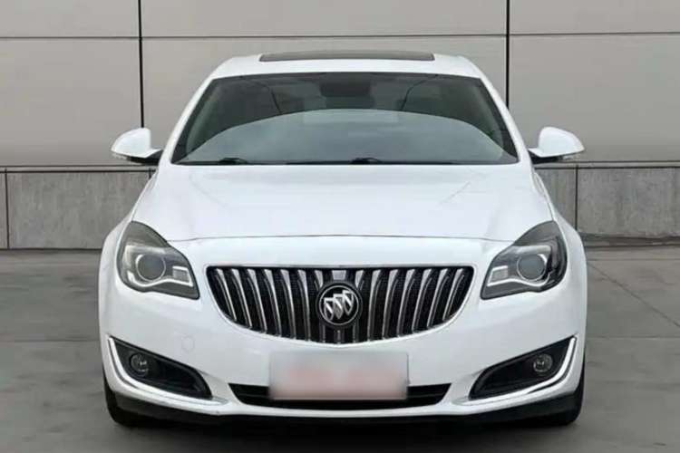 Used Buick Regal 2015 1.6T Fashion Tech Model Exterior 1