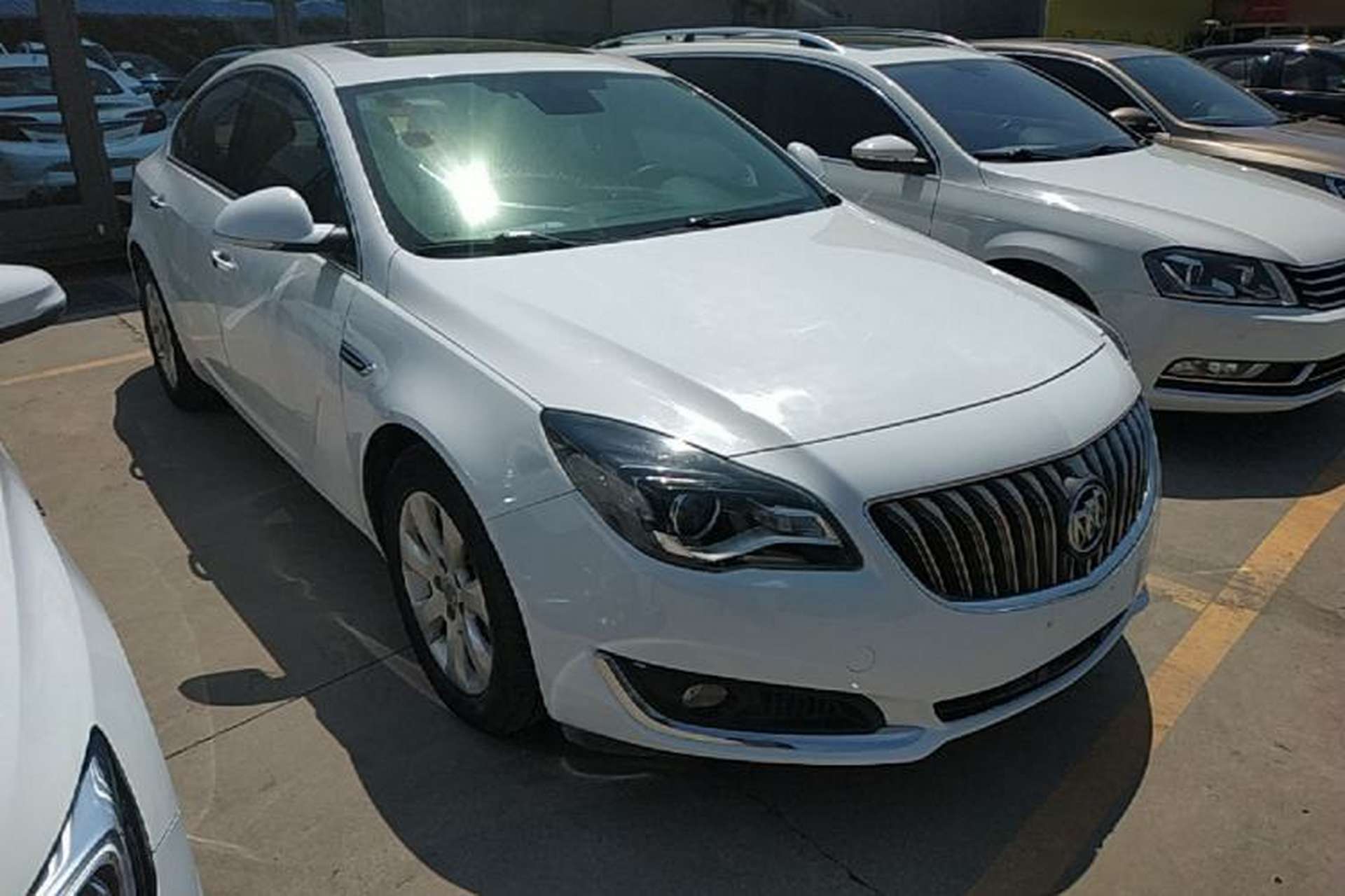 Used Buick Regal 2015 2.0L Elite Fashion Edition Exterior 1