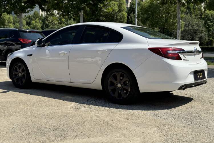 Used Buick Regal 2015 2.0L Leading Fashion Edition Exterior 1