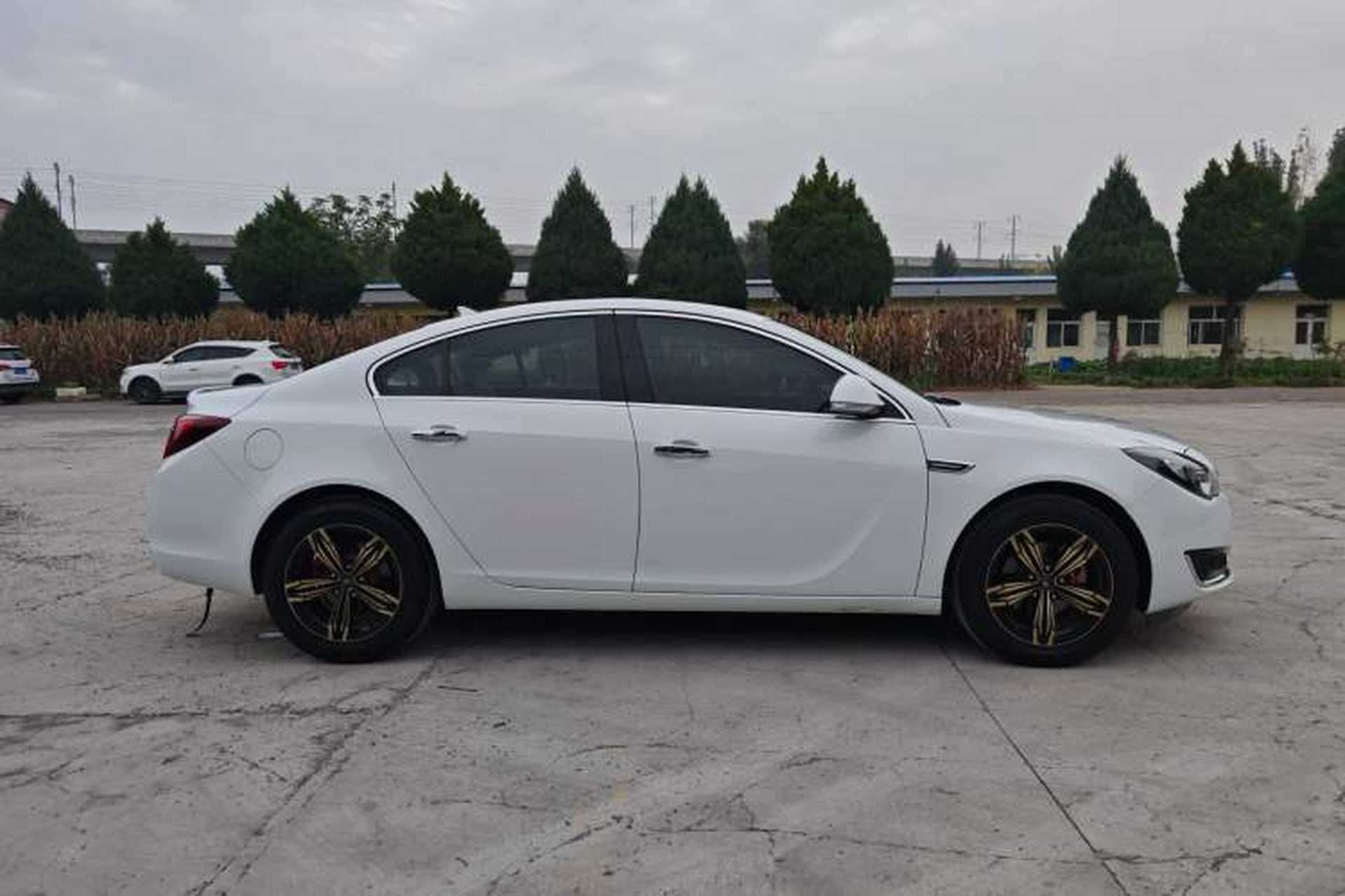 Used Buick Regal 2015 2.0L Elite Fashion Edition Exterior 2