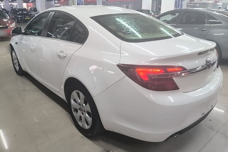 Used Buick Regal 2015 2.0L Leading Fashion Edition Exterior 2