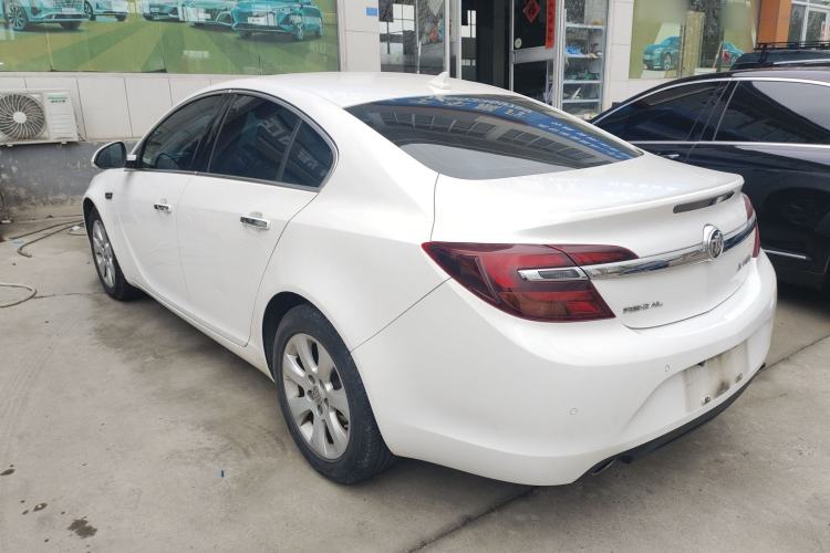 Used Buick Regal 2015 2.0L Elite Fashion Edition Exterior 2