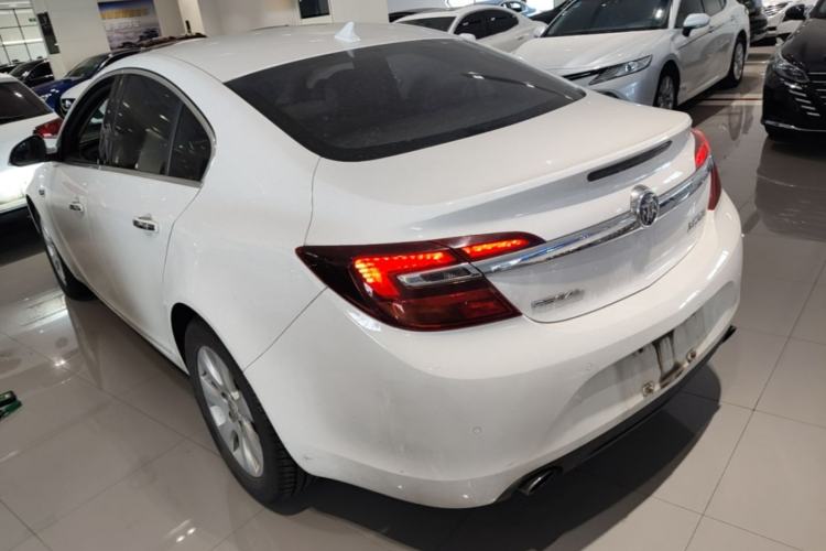 Used Buick Regal 2015 2.0L Elite Fashion Edition Exterior 2