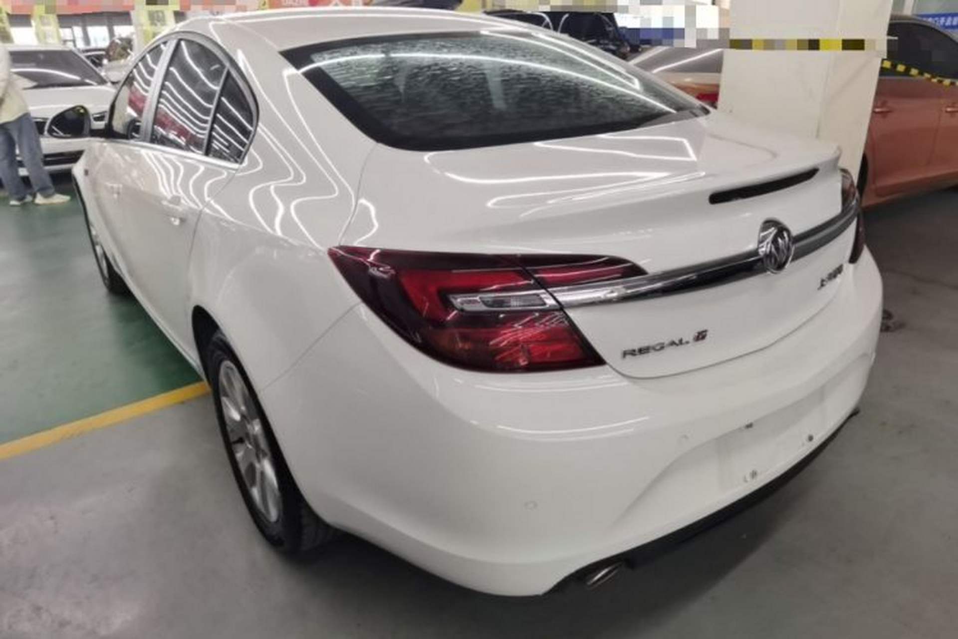 Used Buick Regal 2015 1.6T Leading Technology Model Exterior 2