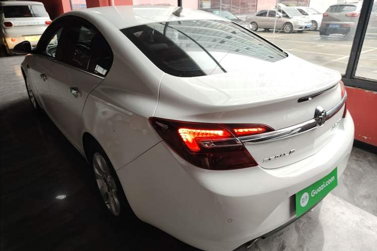 Used Buick Regal 2015 1.6T Elite Tech Model Exterior 2