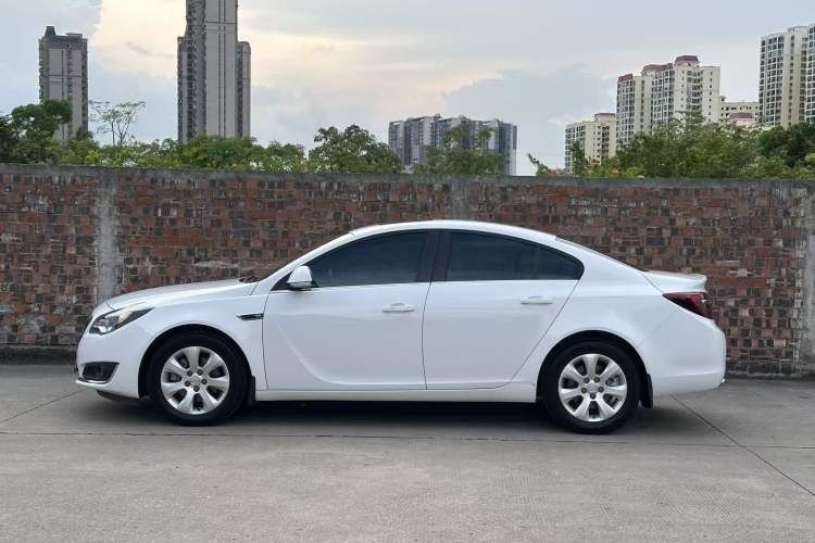 Used Buick Regal 2015 1.6T Leading Technology Model Exterior 3