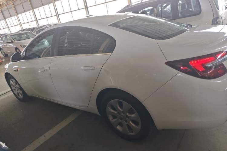Used Buick Regal 2015 1.6T Leading Technology Model Exterior 3