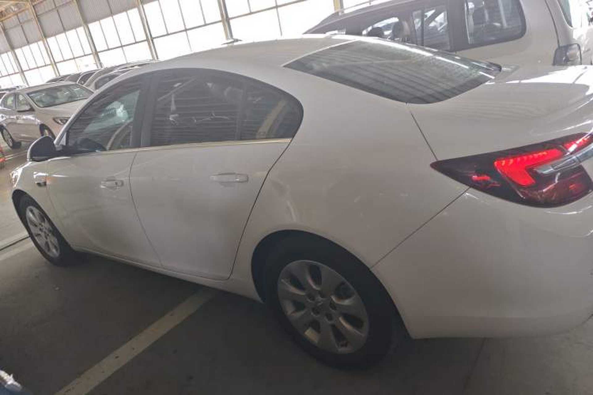Used Buick Regal 2015 1.6T Leading Technology Model Exterior 3