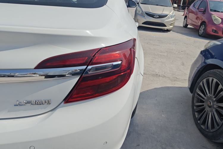 Used Buick Regal 2015 1.6T Leading Technology Model Exterior 3