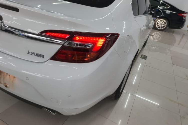 Used Buick Regal 2015 1.6T Leading Technology Model Exterior 3