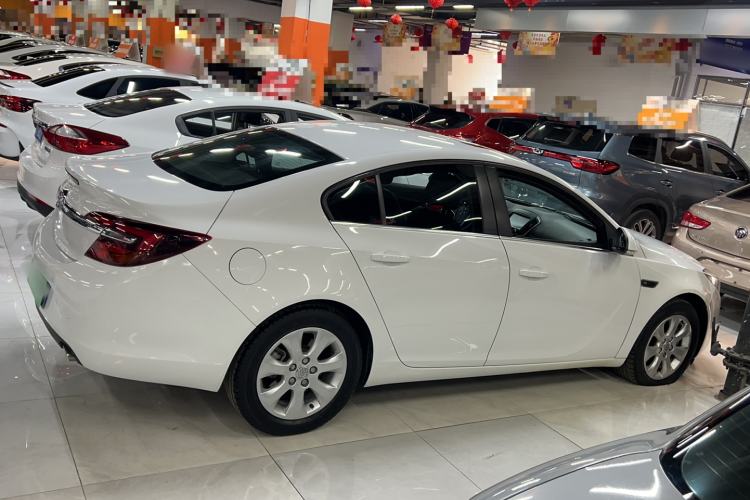 Used Buick Regal 2015 1.6T Leading Technology Model Exterior 3