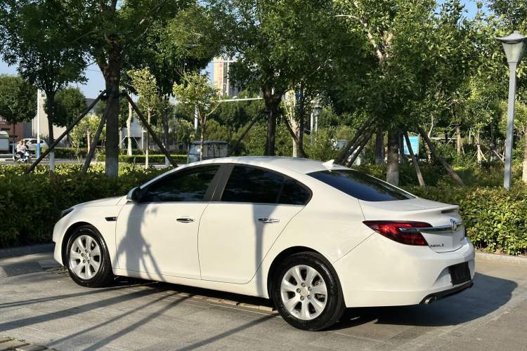 Used Buick Regal 2015 1.6T Elite Tech Model Exterior 3