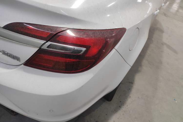 Used Buick Regal 2015 1.6T Leading Technology Model Exterior 3