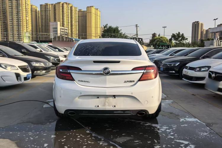 Used Buick Regal 2015 2.0L Leading Fashion Edition Exterior 4