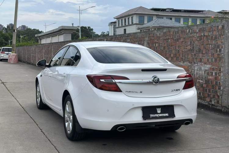 Used Buick Regal 2015 1.6T Leading Technology Model Exterior 4