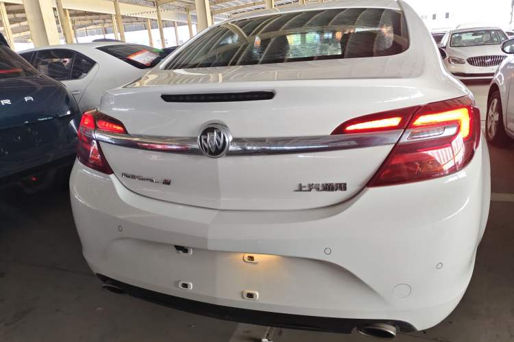Used Buick Regal 2015 1.6T Leading Technology Model Exterior 4