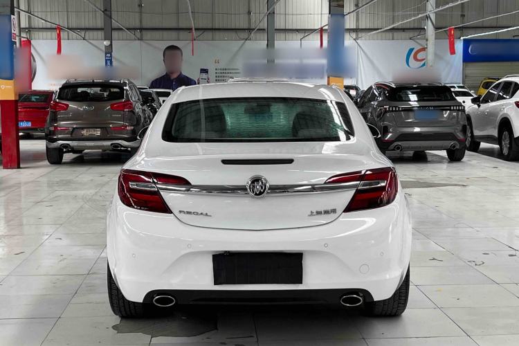 Used Buick Regal 2015 2.0L Leading Fashion Edition Exterior 4