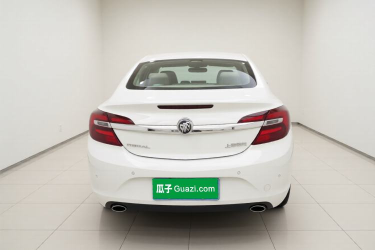 Used Buick Regal 2015 2.0L Leading Fashion Edition Exterior 4