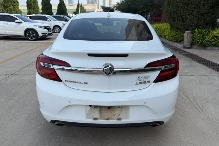 Used Buick Regal 2015 1.6T Elite Tech Model Exterior 4